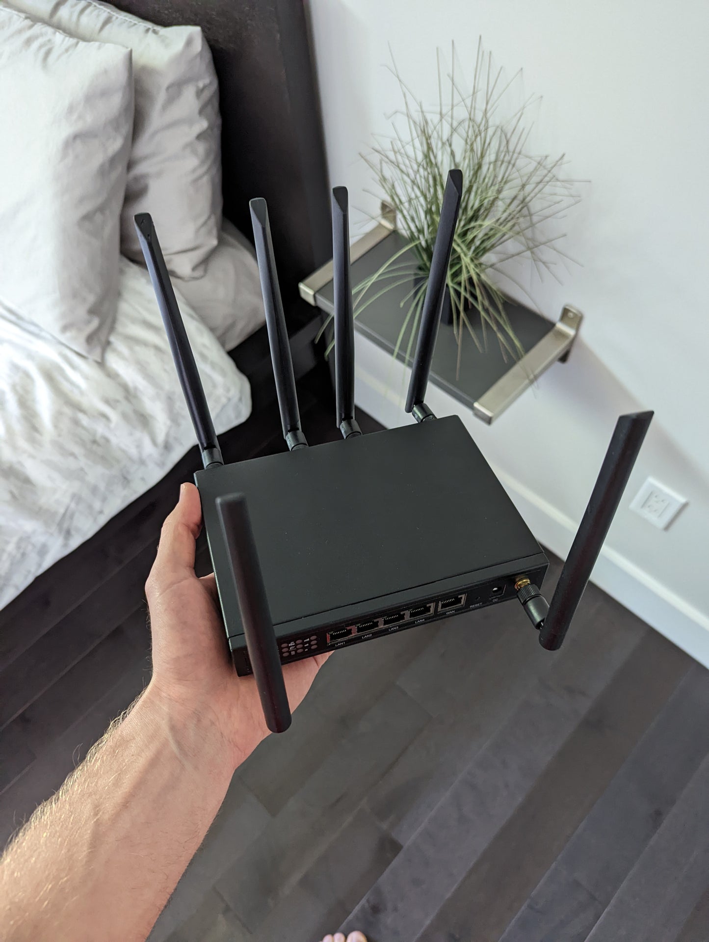 Vsim Plans work on AT&T & T-Mobile's networks